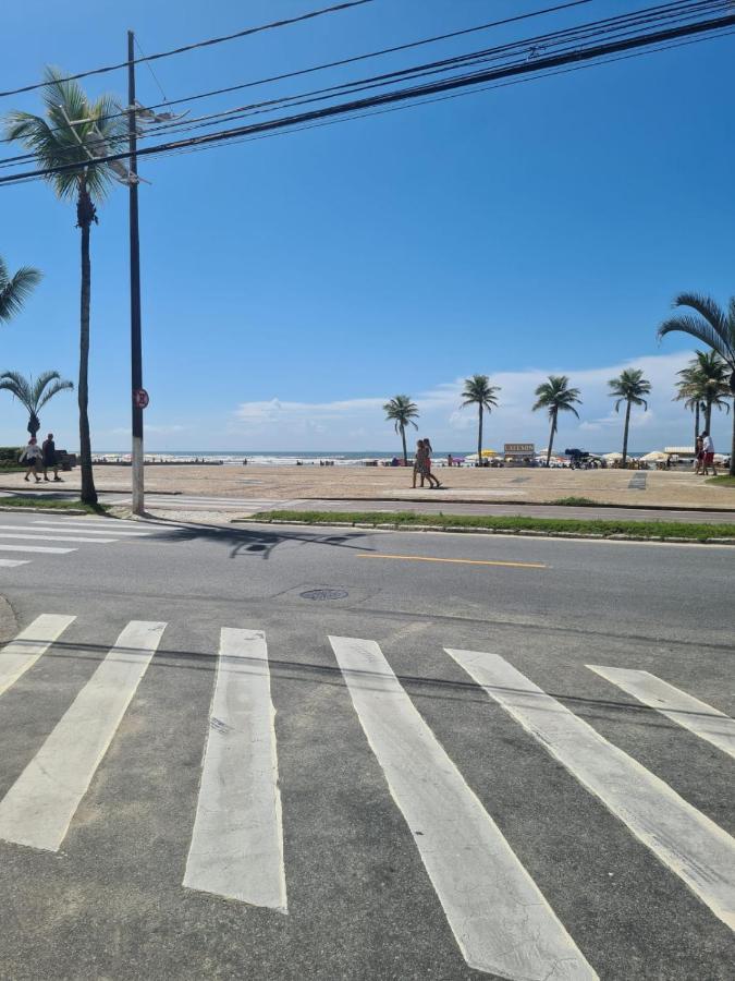 Kitnet Praia Grande Ocian 50 M Da Praia Eksteriør bilde